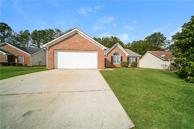 11171 Knotty Pine Place, Hampton, GA 30228