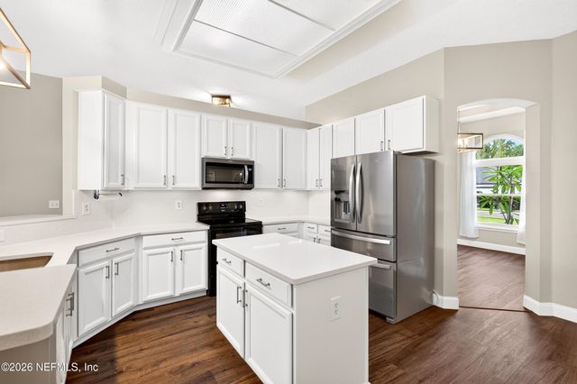 2140 BLUE HERON COVE Drive, Fleming Island, FL 32003