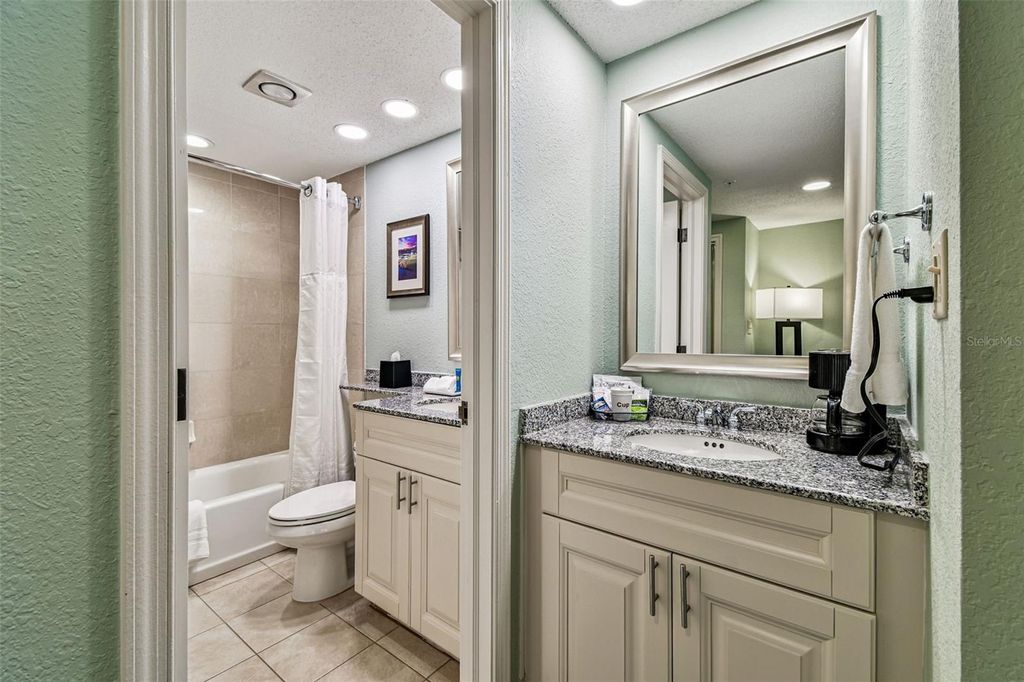 Image 33 of property listing at 36750 US HIGHWAY 19 N 18208, Palm Harbor, FL 34684