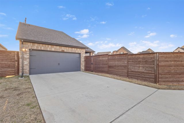 1901 Kit Fox Run, Mesquite, TX 75181