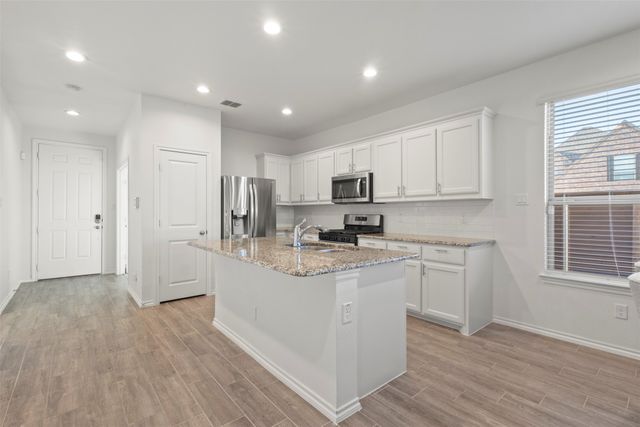 1901 Kit Fox Run, Mesquite, TX 75181