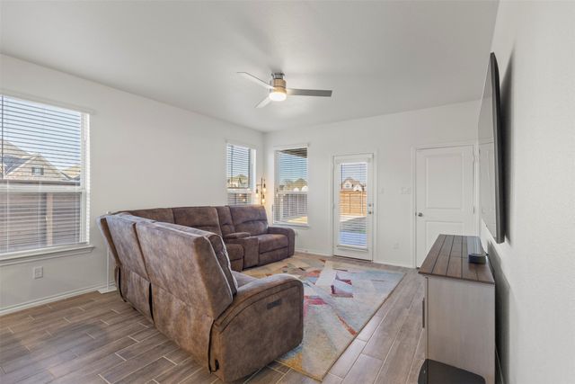 1901 Kit Fox Run, Mesquite, TX 75181