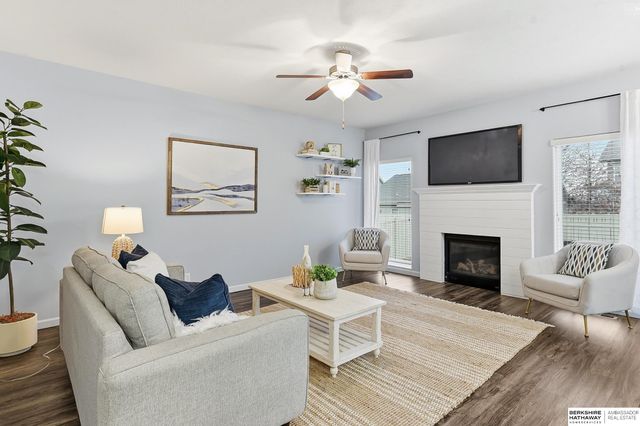 17010 Centennial Road, Omaha, NE 68136