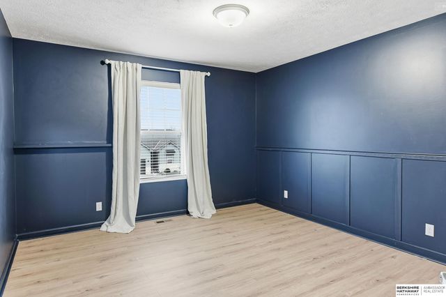 17010 Centennial Road, Omaha, NE 68136