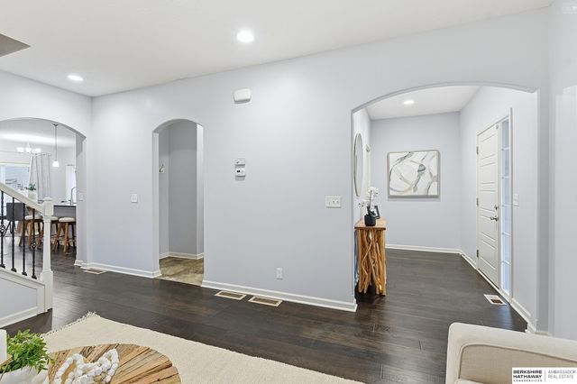 17010 Centennial Road, Omaha, NE 68136