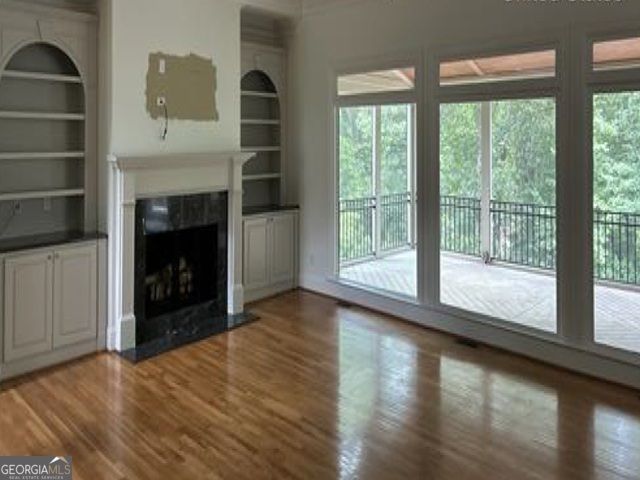 8069 Kenstone Court, Sandy Springs, GA 30350