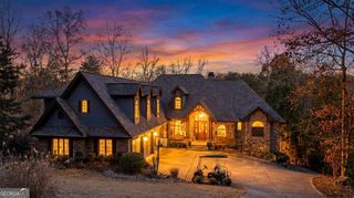 6427 Point Twenty Two, Gainesville, GA 30506