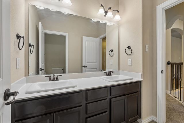 1305 Grapevine Cove, Mckinney, TX 75071