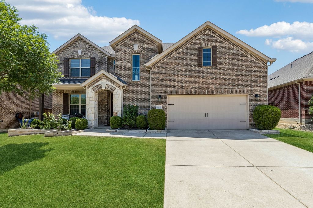 1305 Grapevine Cove, Mckinney, TX 75071