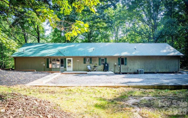 272 Massey Deal Road, Statesville, NC 28625