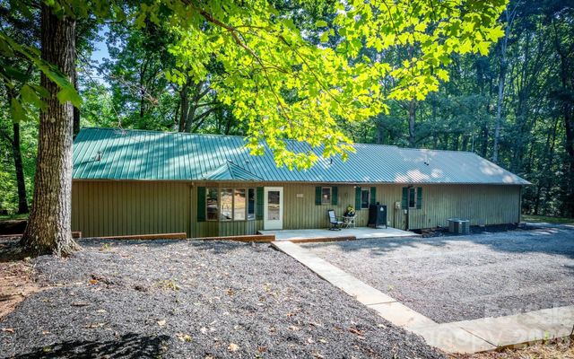 272 Massey Deal Road, Statesville, NC 28625