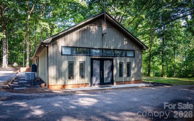 272 Massey Deal Road, Statesville, NC 28625