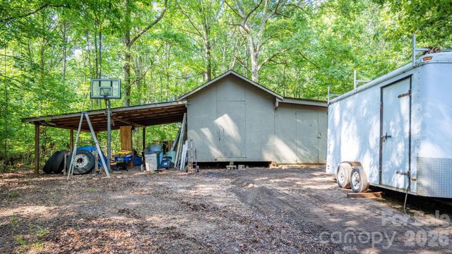 272 Massey Deal Road, Statesville, NC 28625