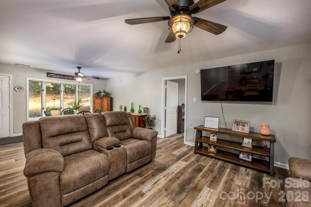 272 Massey Deal Road, Statesville, NC 28625