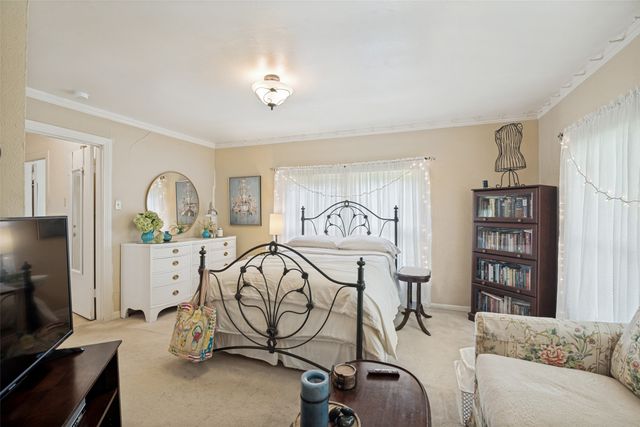 1026 S Sam Houston Road, Mesquite, TX 75149