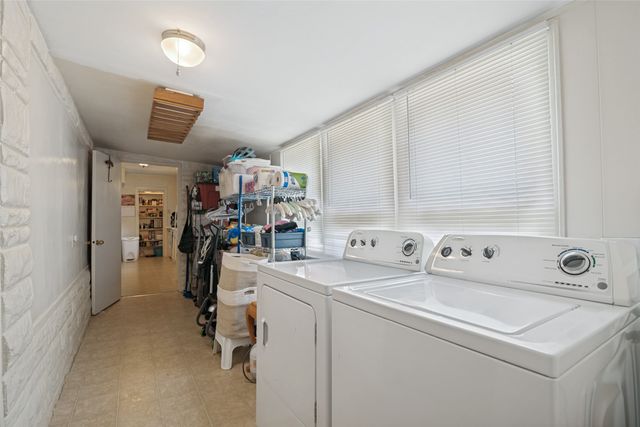 1026 S Sam Houston Road, Mesquite, TX 75149
