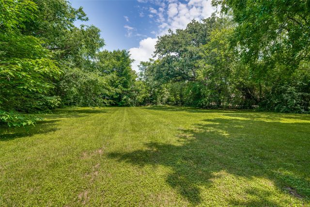 1026 S Sam Houston Road, Mesquite, TX 75149