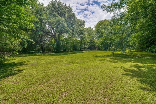 1026 S Sam Houston Road, Mesquite, TX 75149