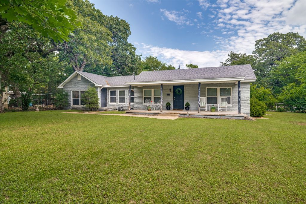 1026 S Sam Houston Road, Mesquite, TX 75149