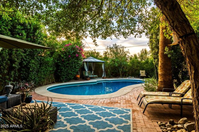 1522 E NORTHERN Avenue, Phoenix, AZ 85020