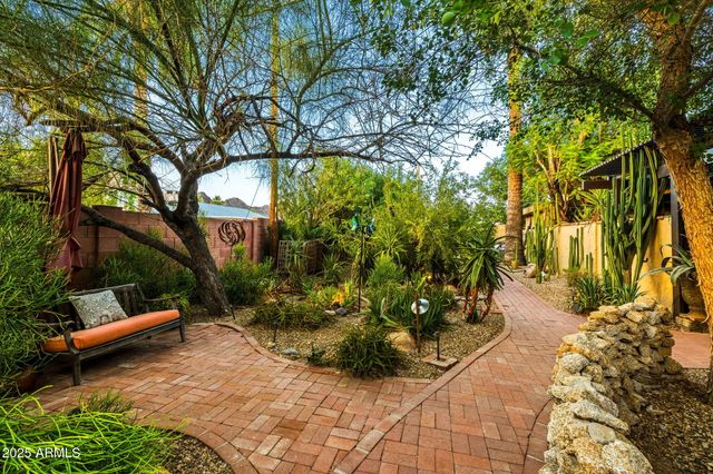 1522 E NORTHERN Avenue, Phoenix, AZ 85020