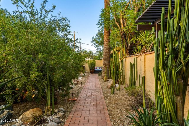 1522 E NORTHERN Avenue, Phoenix, AZ 85020