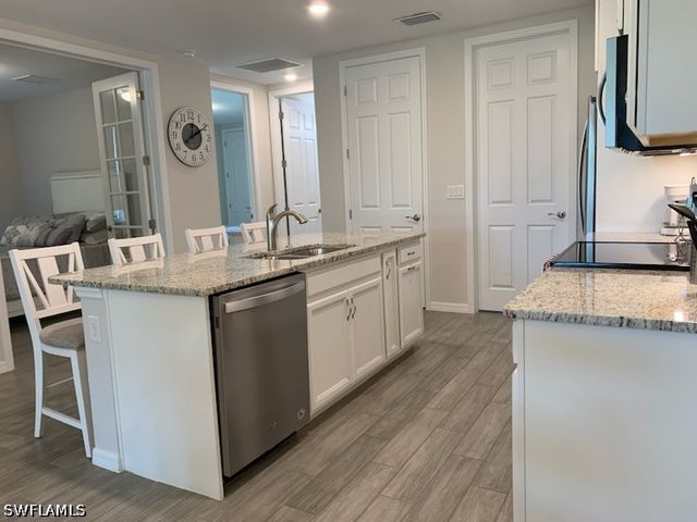 14631 Edgewater CIR, Naples, FL 34114