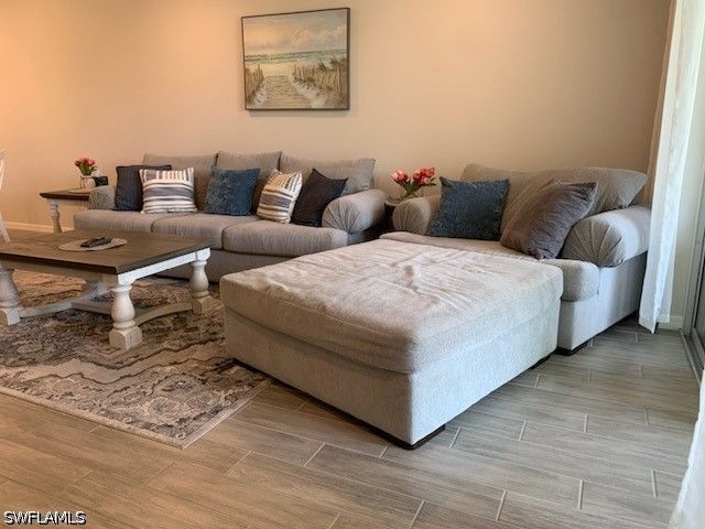 14631 Edgewater CIR, Naples, FL 34114