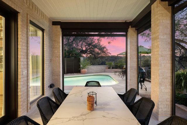 6 Links CT, The Hills, TX 78738