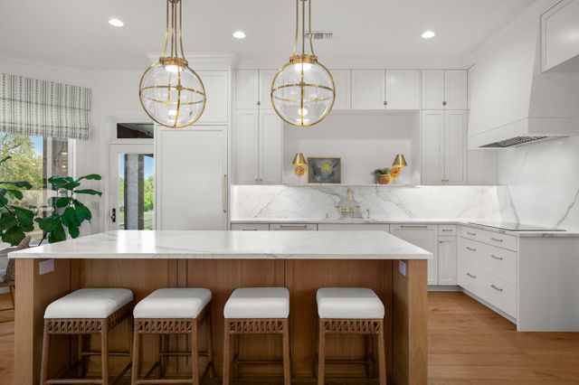 6 Links CT, The Hills, TX 78738