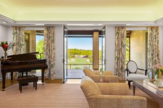 6 Links CT, The Hills, TX 78738