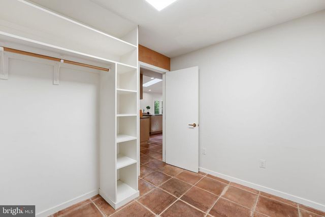 15 ARLIVE CT, Rockville, MD 20854