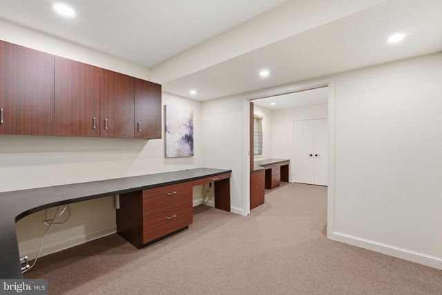 15 ARLIVE CT, Rockville, MD 20854