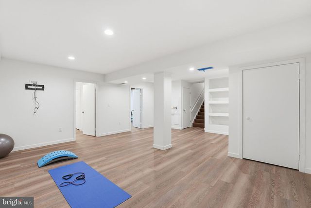 15 ARLIVE CT, Rockville, MD 20854