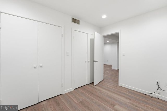 15 ARLIVE CT, Rockville, MD 20854