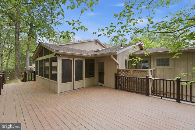 15 ARLIVE CT, Rockville, MD 20854