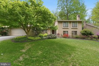 15 ARLIVE CT, Rockville, MD 20854
