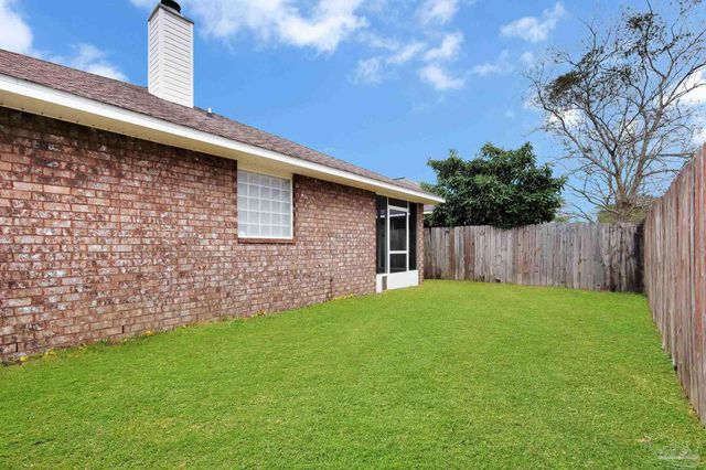 689 Mozingo Ln, Pensacola, FL 32514