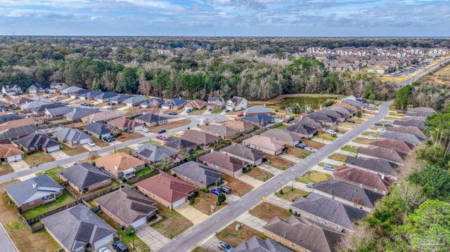 689 Mozingo Ln, Pensacola, FL 32514