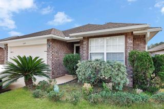 689 Mozingo Ln, Pensacola, FL 32514