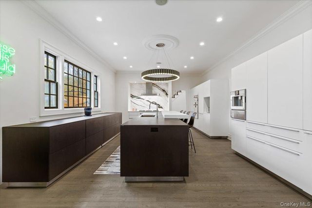 32 Seville Avenue, Rye, NY 10580