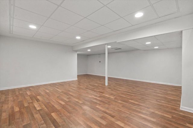 3675 S Poplar ROAD, New Berlin, WI 53151