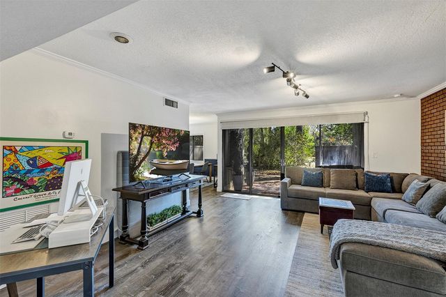 111 CROWN OAKS WAY 111, Longwood, FL 32779