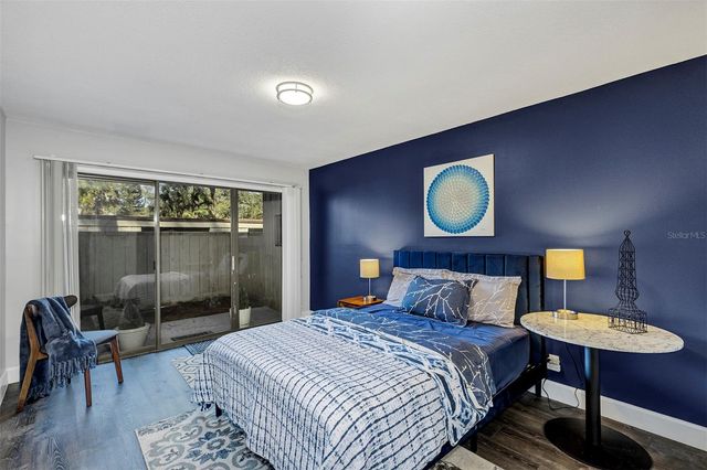 111 CROWN OAKS WAY 111, Longwood, FL 32779