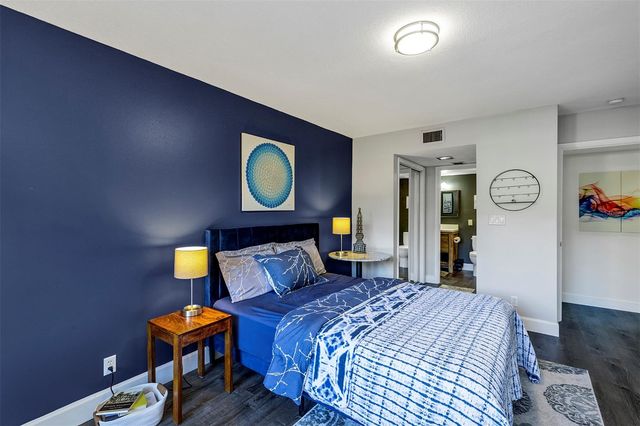 111 CROWN OAKS WAY 111, Longwood, FL 32779