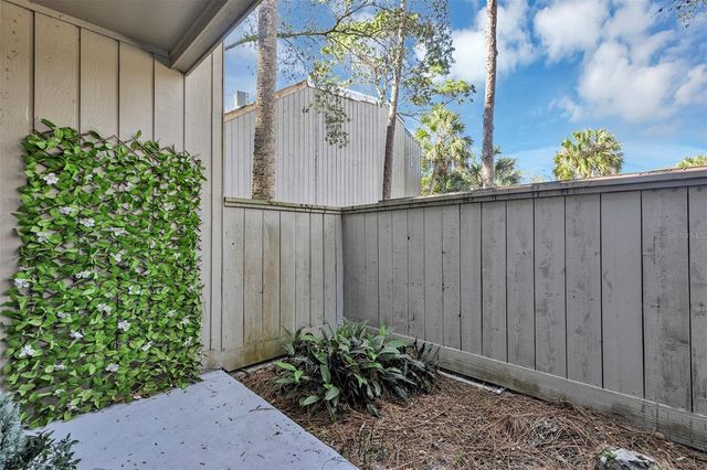 111 CROWN OAKS WAY 111, Longwood, FL 32779