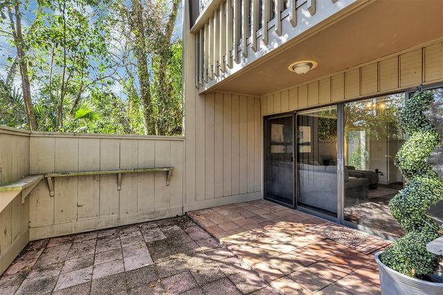 111 CROWN OAKS WAY 111, Longwood, FL 32779