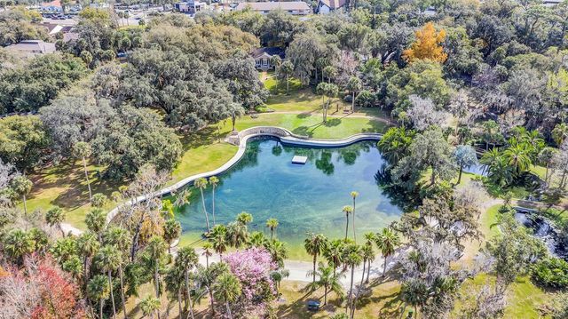 111 CROWN OAKS WAY 111, Longwood, FL 32779