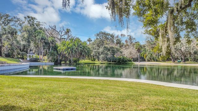 111 CROWN OAKS WAY 111, Longwood, FL 32779