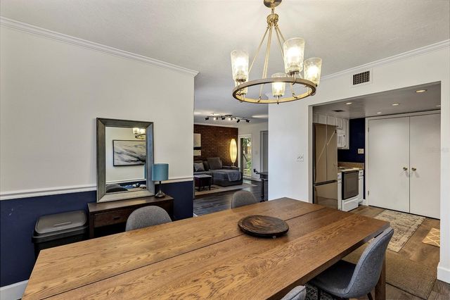 111 CROWN OAKS WAY 111, Longwood, FL 32779